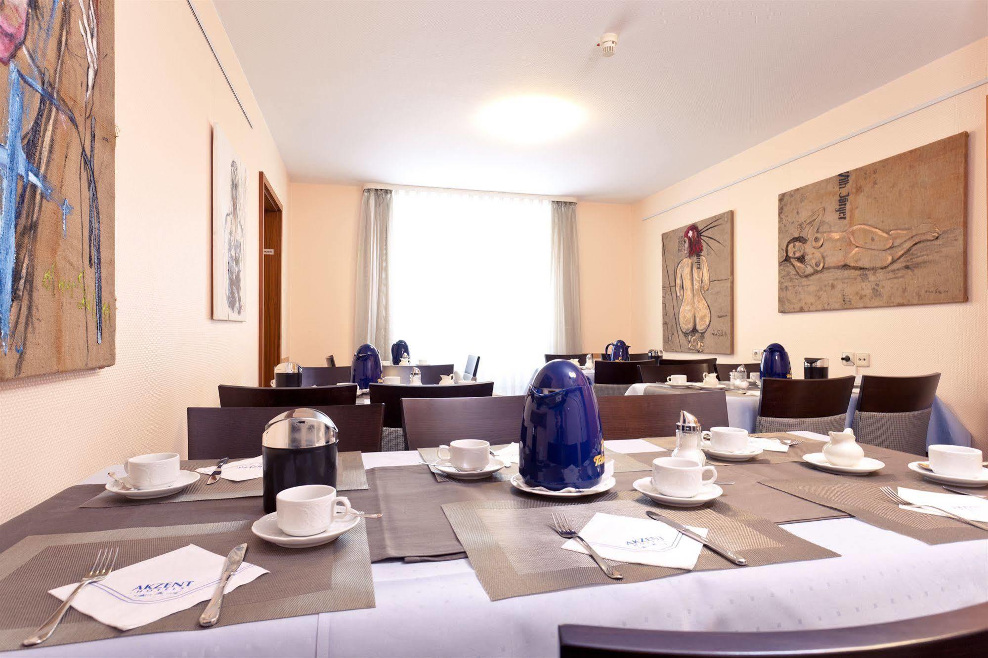 Akzent Hotel Torgauer Hof Sindelfingen Extérieur photo